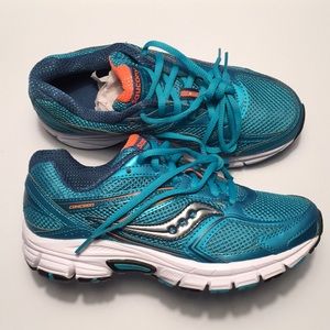 Saucony Grid Cohesion 9 NEW in box — Size:  6 Wide